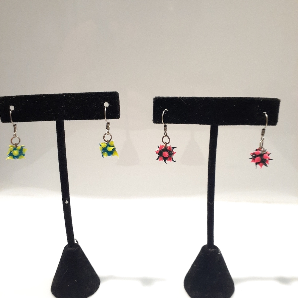 2 Pairs of Spiky Silicone Dangle Earrings